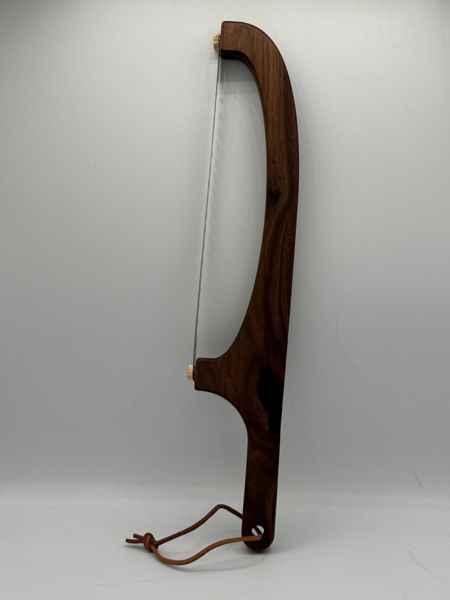 Bread knife - Walnut - Right Handed