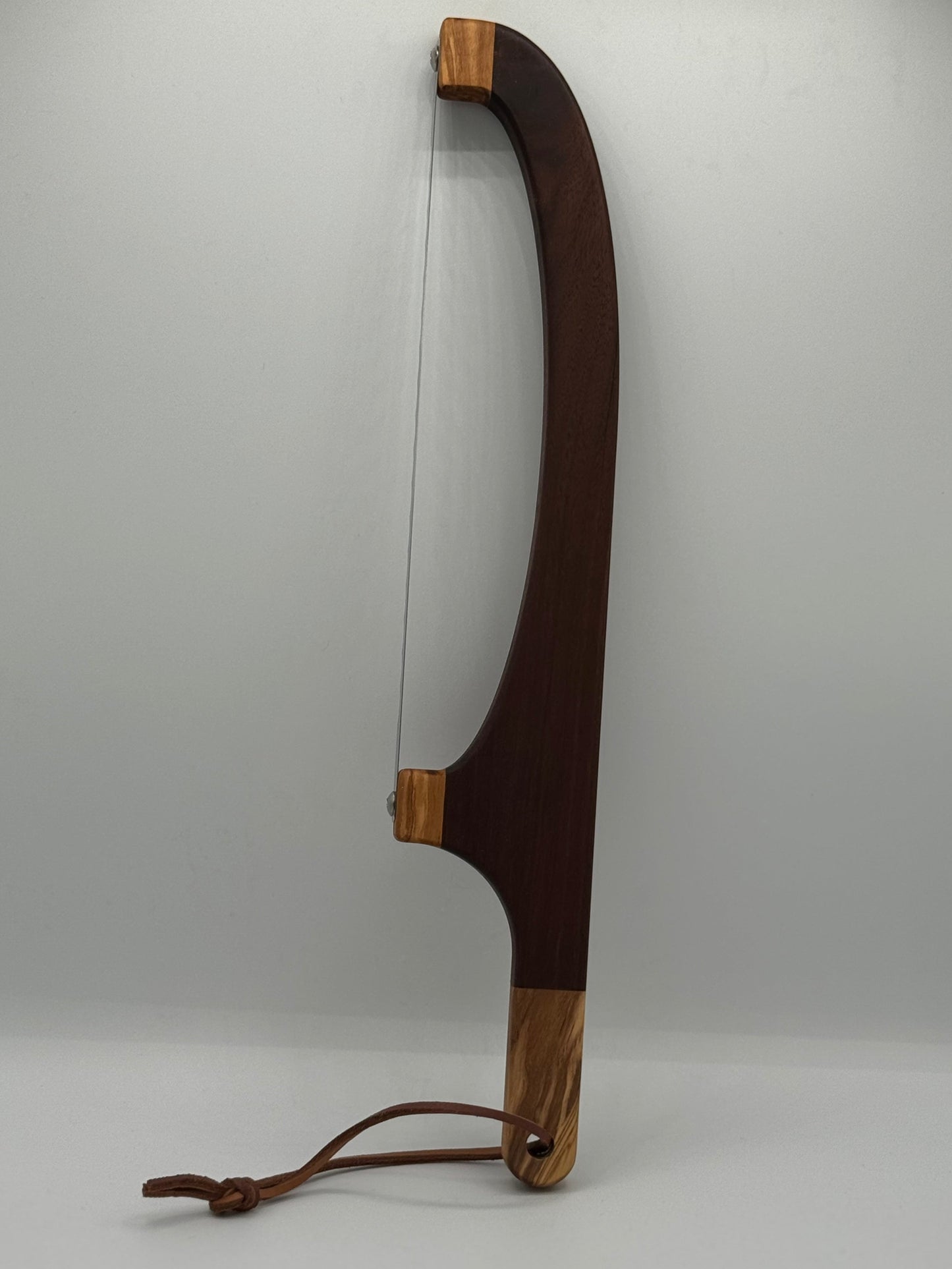 LIMITED EDITION - Bread knife - Walnut and Olive Wood - Right Handed