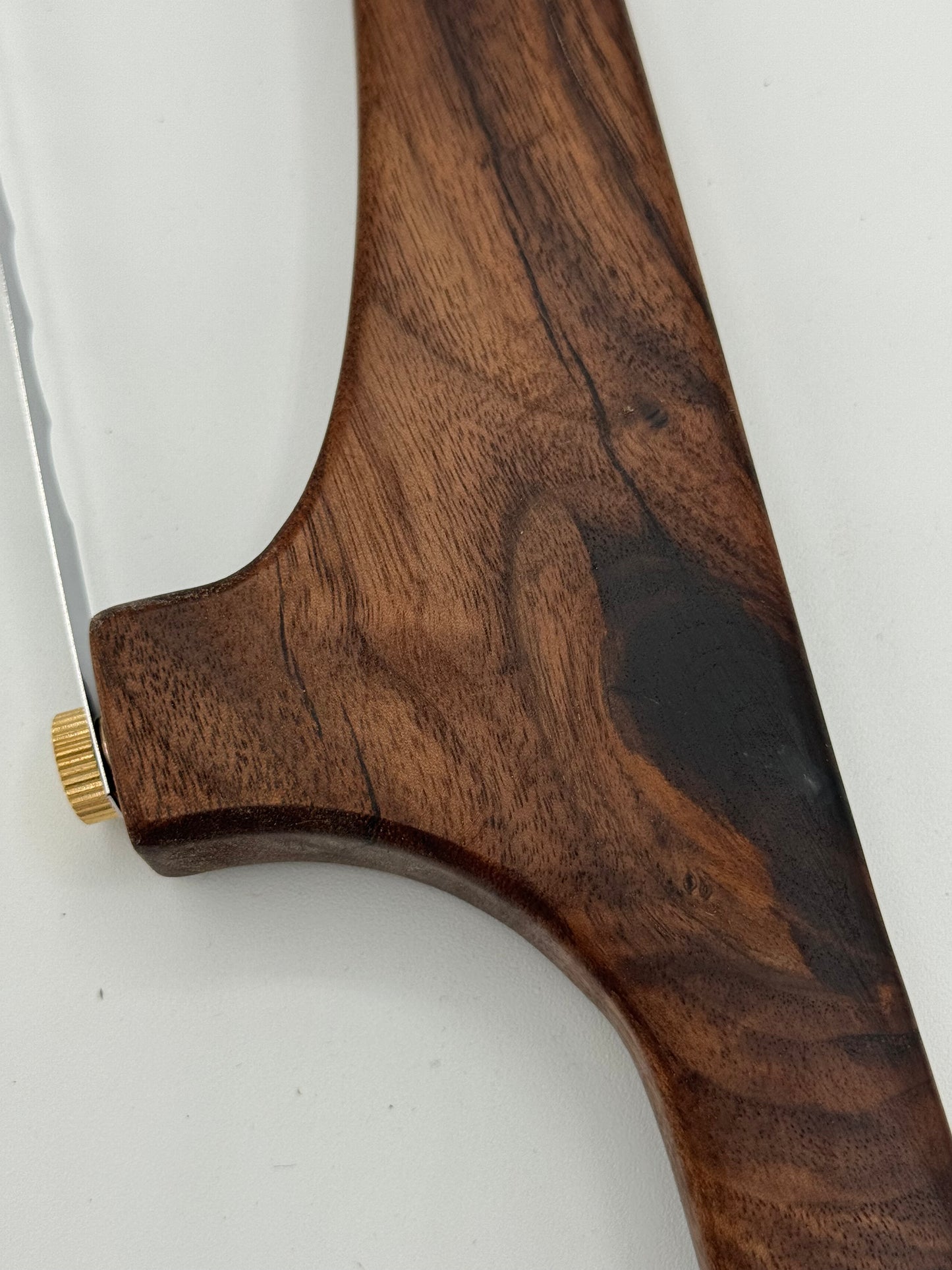 Bread knife - Walnut - Right Handed